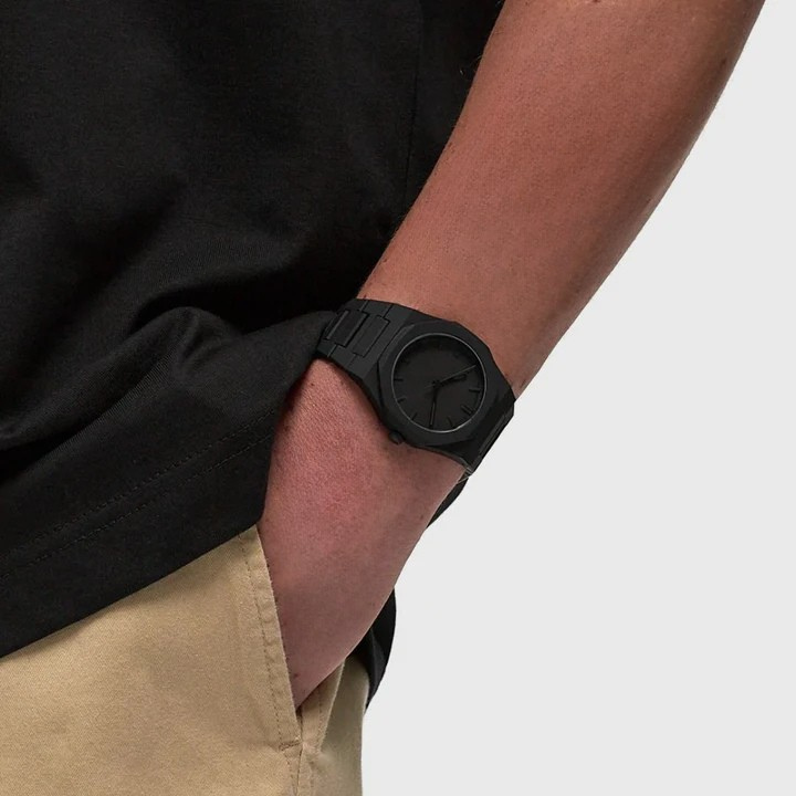 Montreclaire Phantom Black MontreClaire