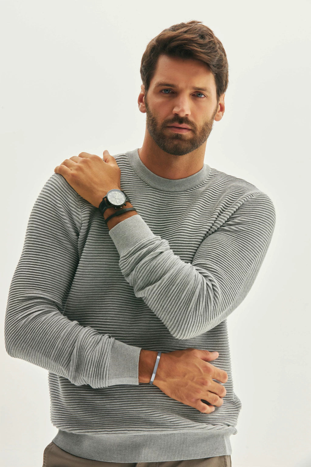 Brazalete Plata Liso Ajustable Minimalista MontreClaire