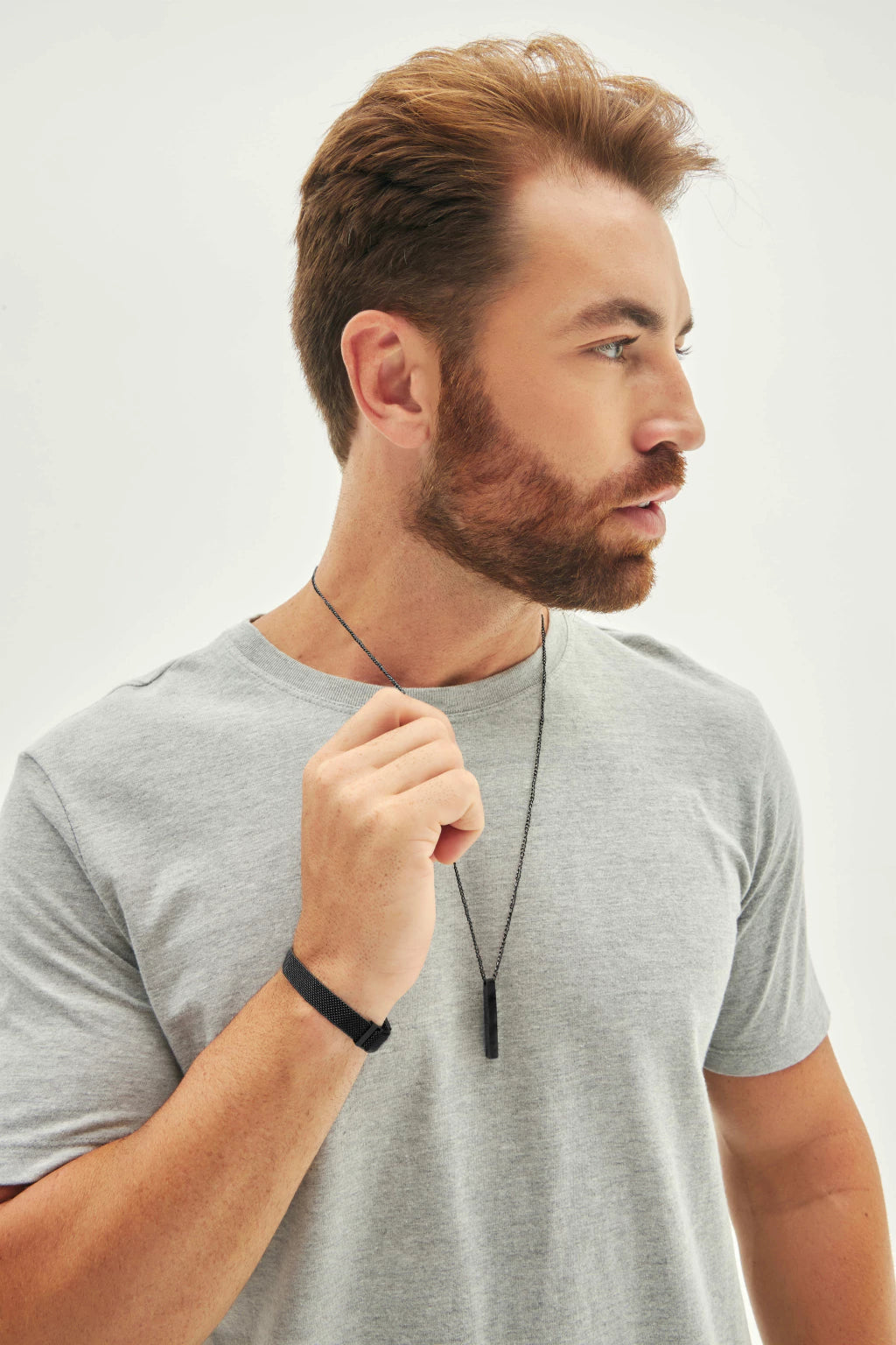 Colar Masculino Preto com Pingente Barra MontreClaire