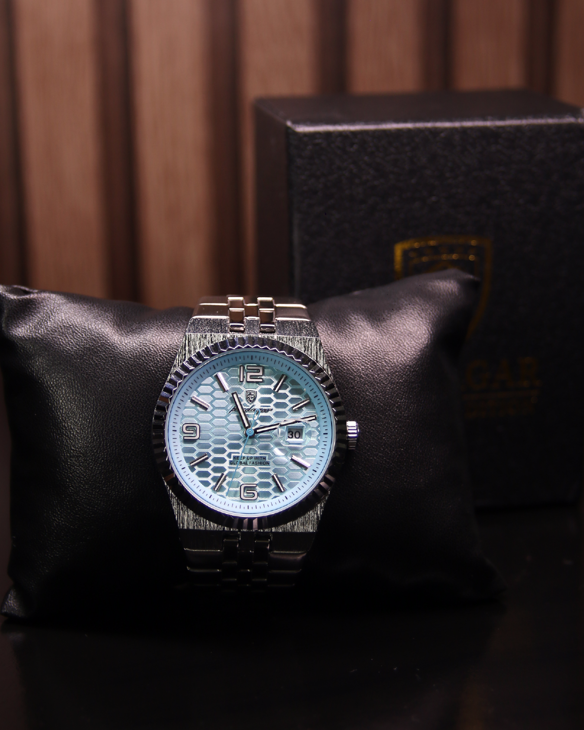 MontreClaire Diamond