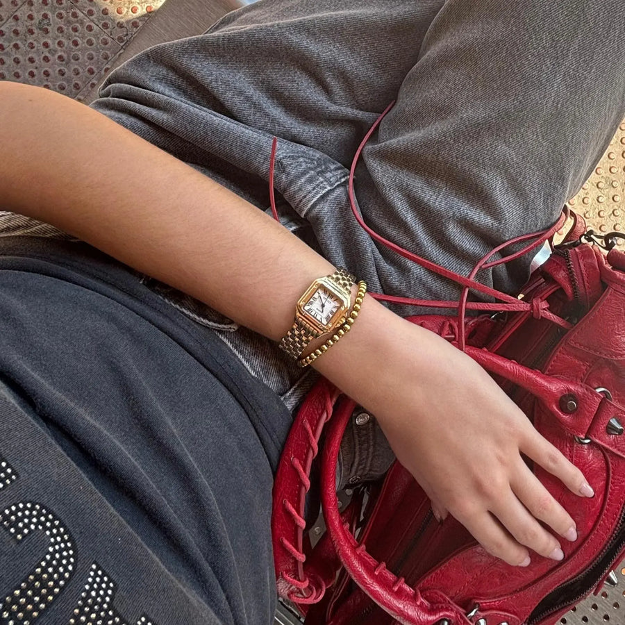 Cliente usando reloj MontreClaire